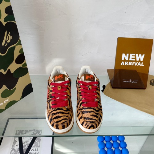 Women B*ape sta to low Top Sneaker ( arrenfashion)