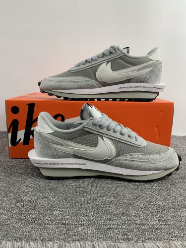 from Abbsneakers fragment x sacai x Nike LDWaffle DH2684-001