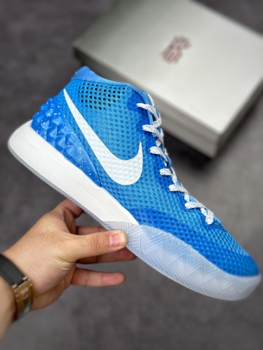 NIKE Kyrie 1 (Arrenfashion)