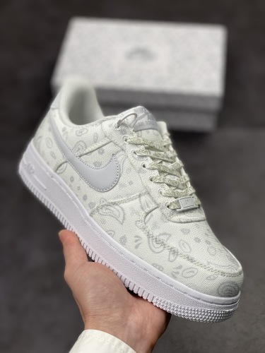 Nike Air Force 1 ( arrenfashion)