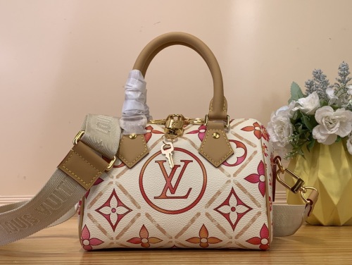 L*ouis V*uitton Top Bag (arrenfashion)