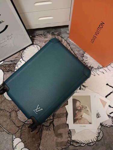 L*ouis V*uitton Luggage (Trusted seller)