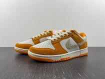 from Arrenfashion Nike SB Dunk Low Safari Swoosh DR0156-800