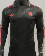 2025 M Utd Black Retro Style Player Version Long Sleeve Soccer Jersey