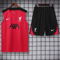2024/25 LIV Red Training Shorts Suit