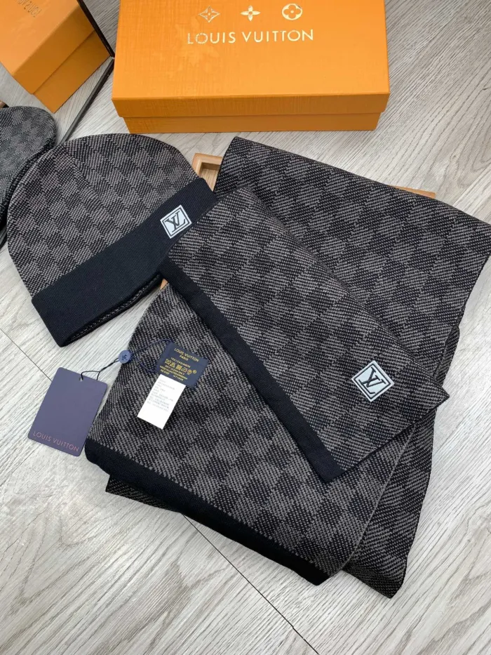 Louis Vuitton Knitted Hat+Scarf 5-Color