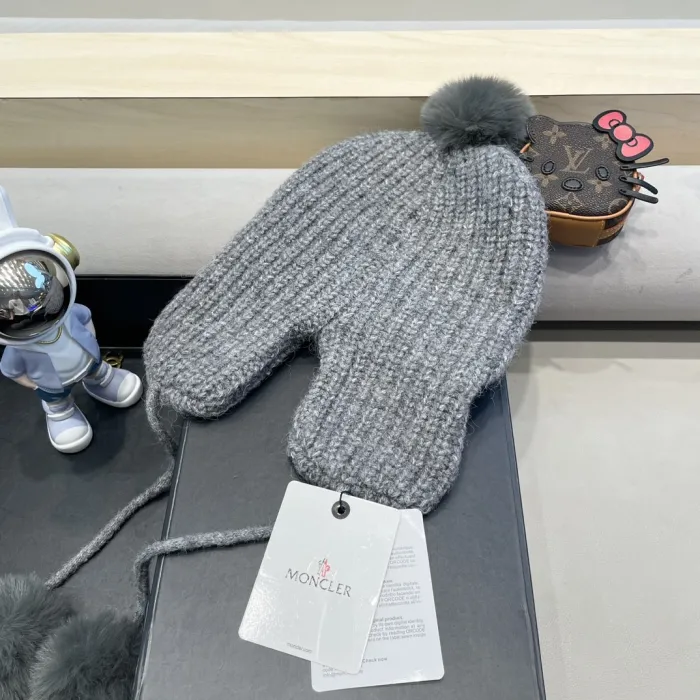 Moncler Knitted Hat 4-Color