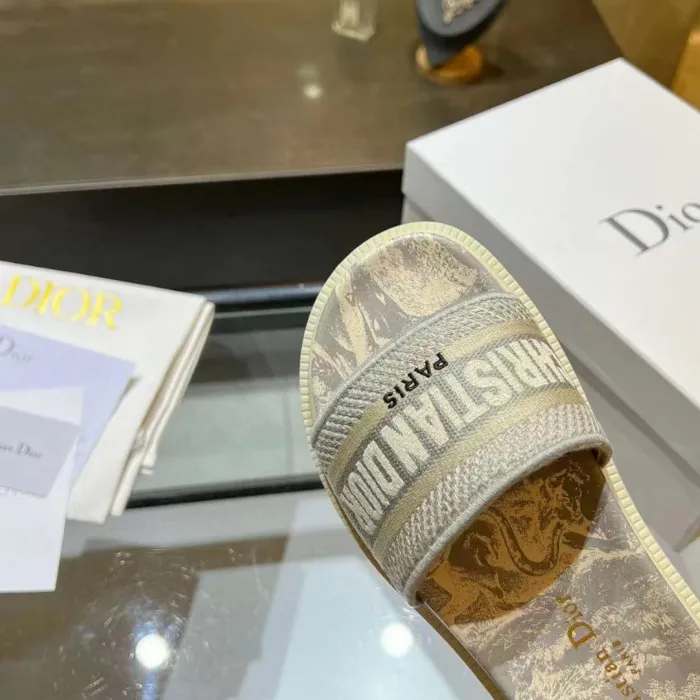 Dior Reverse Slippers Size 36-41
