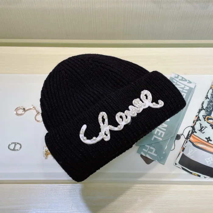 Chanel Knitted Hat 2-Color
