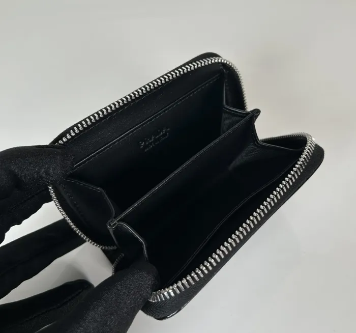 Prada Card Holder Size 11*7*2cm