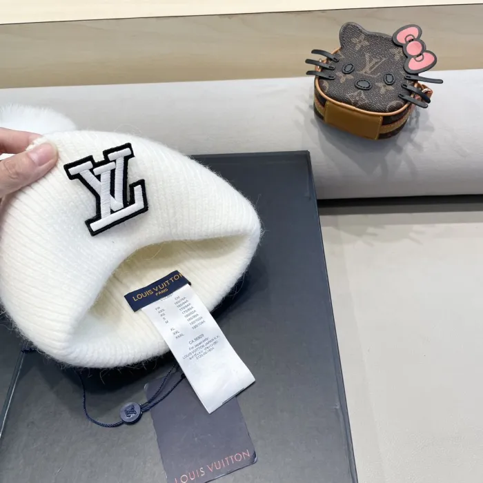 Louis Vuitton Knitted Hat 4-Color