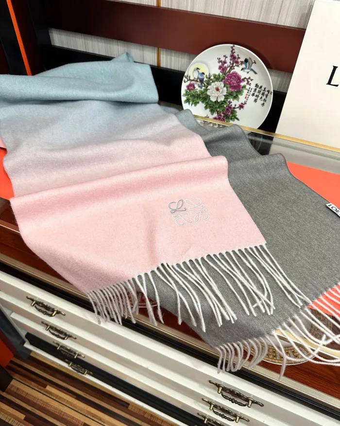 Loewe Scarf Size 32*180cm 3-Color