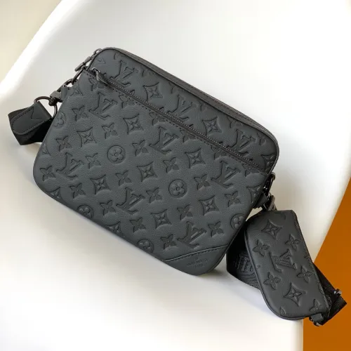 Louis Vuitton M46602 Men Shoulder Bags Size 25*18.5*7cm