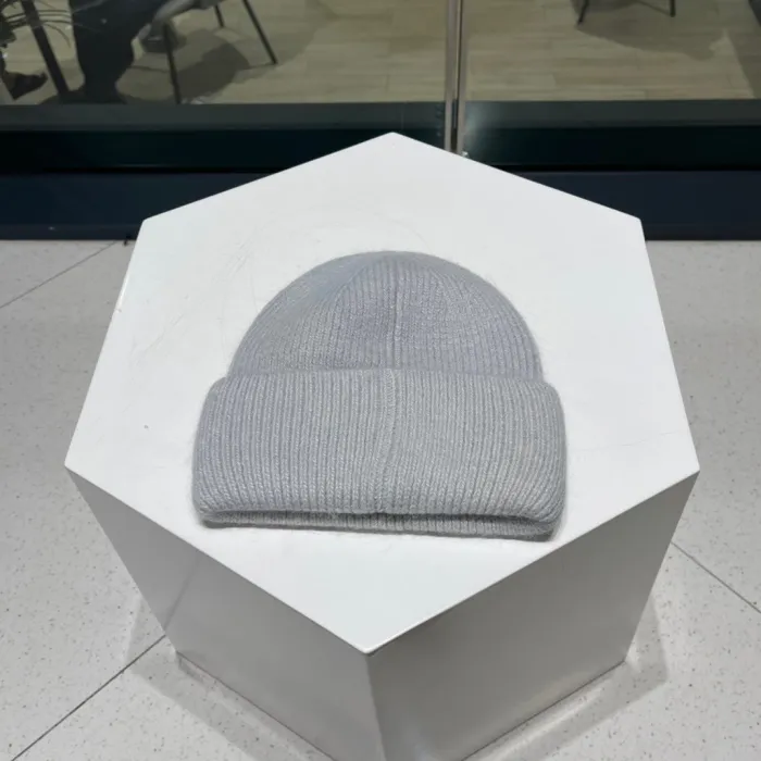 Louis Vuitton Knitted Hat 4-Color
