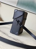 M82077