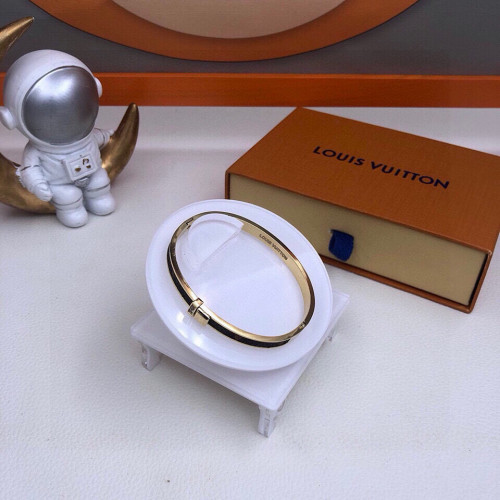 Jewlry Lv