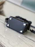 M82077