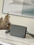 M82086