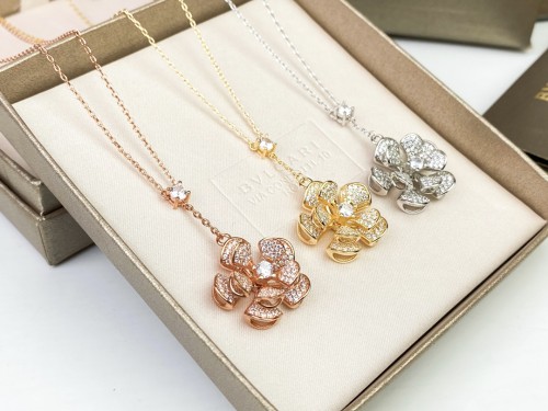 Jewlry BVLGARI Diva