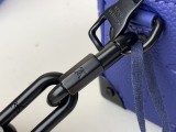 M82558