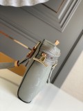 M43889