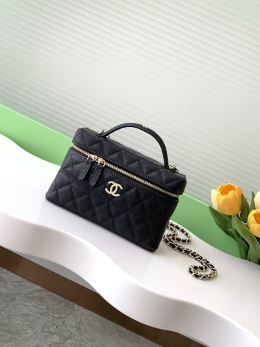 Chanel logo AP4407