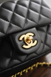 Chanel cross body AS1786