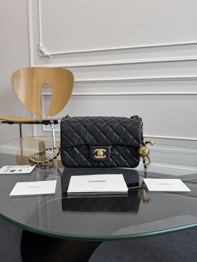 Chanel cf mini AS1787