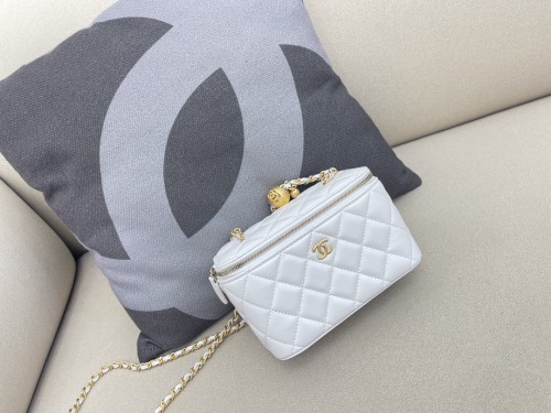Chanel logo