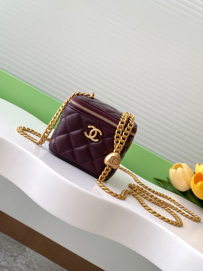 Chanel logo AP3203