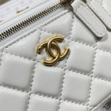 Chanel logo AP3204