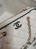 Chanel logo