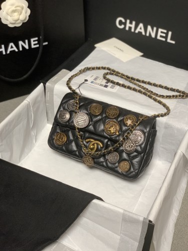 Chanel classic flap