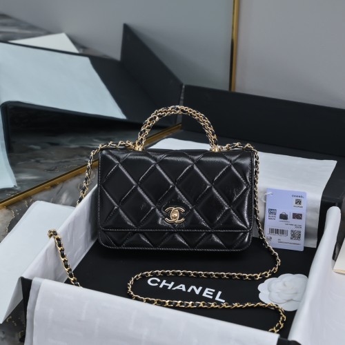 Chanel woc
oh