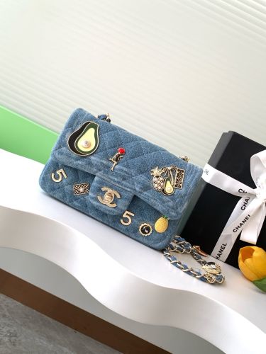 Chanel vintage AS1116