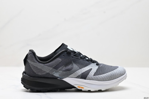 NIKE REACT TERRA KIGER