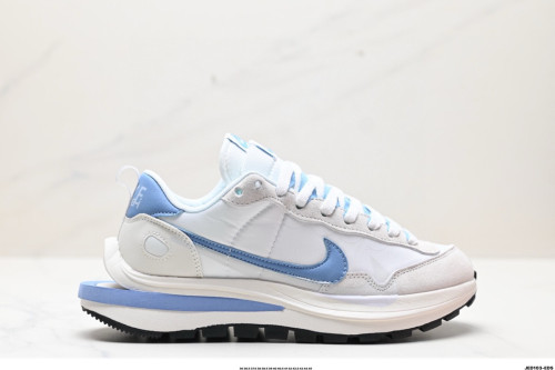 Nike Vaporwaffle Sacai