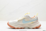 NIKE TC