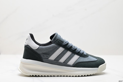 Adidas SL