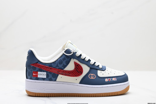 NIKE AIR FORCE