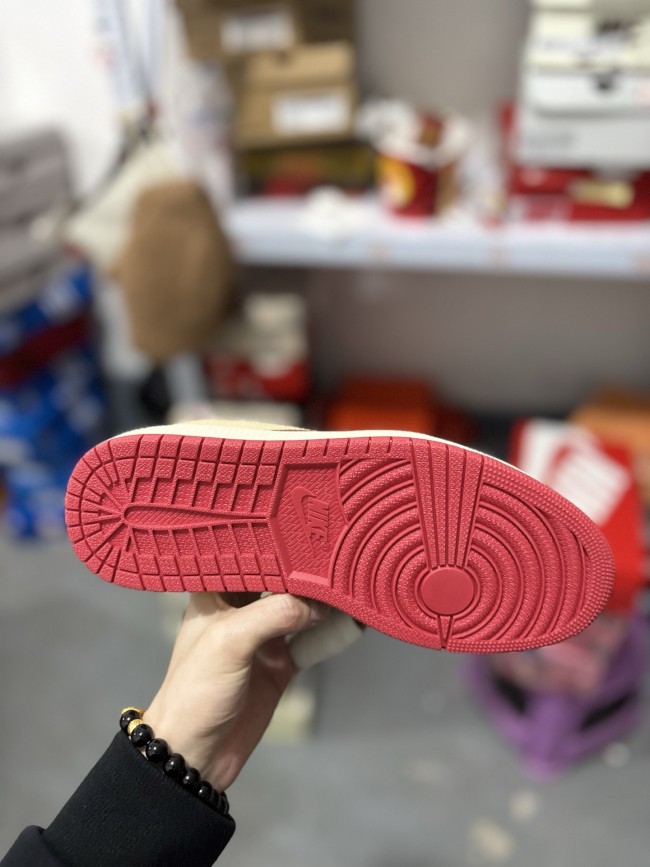 Sneaker