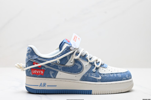 NIKE AIR FORCE