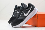 NIKE RUN SWIFT