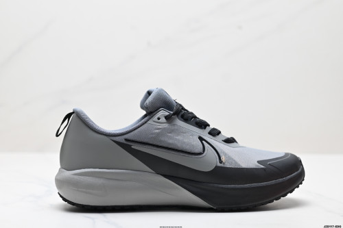 NIKE AIR ZOOM LOW