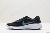 Nike REVOLUTION