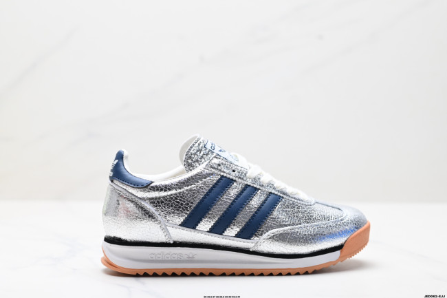 Adidas SL