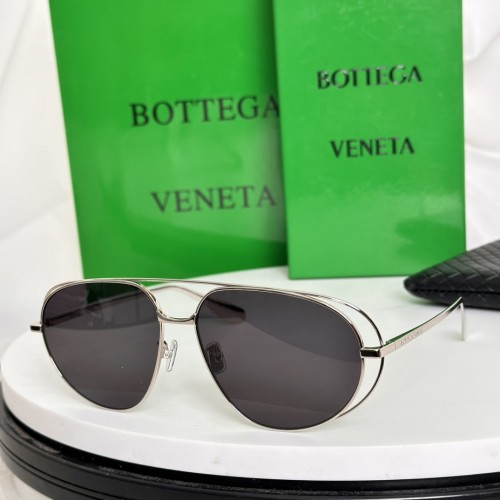 Sunglass GA VENETA
Model