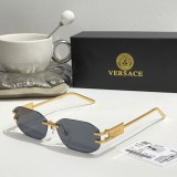 Sunglass VERSACE
MODEL