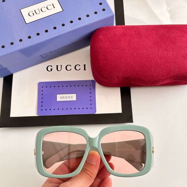 Sunglass MODEL