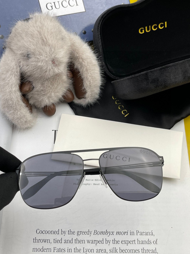 Sunglass GUCCI